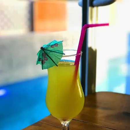 Maldives * Αλάνια