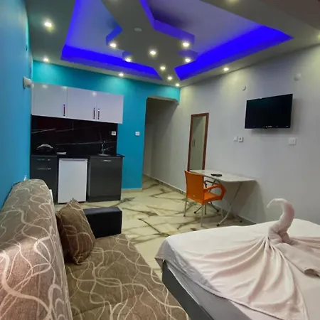 Maldives * Αλάνια